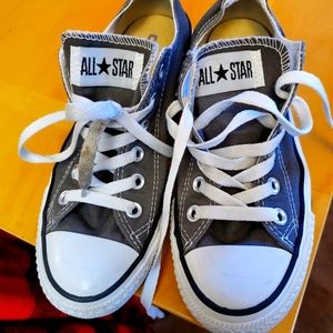 CONVERSE size 7 gray